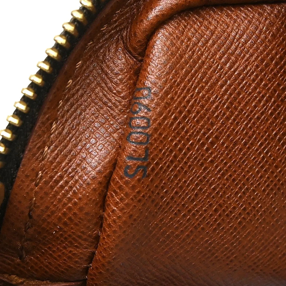 Louis Vuitton Pochette Marly Bandouliere Monogram Canvas Brown Canvas Clutche & Pouche Bag (Pre-Owned)