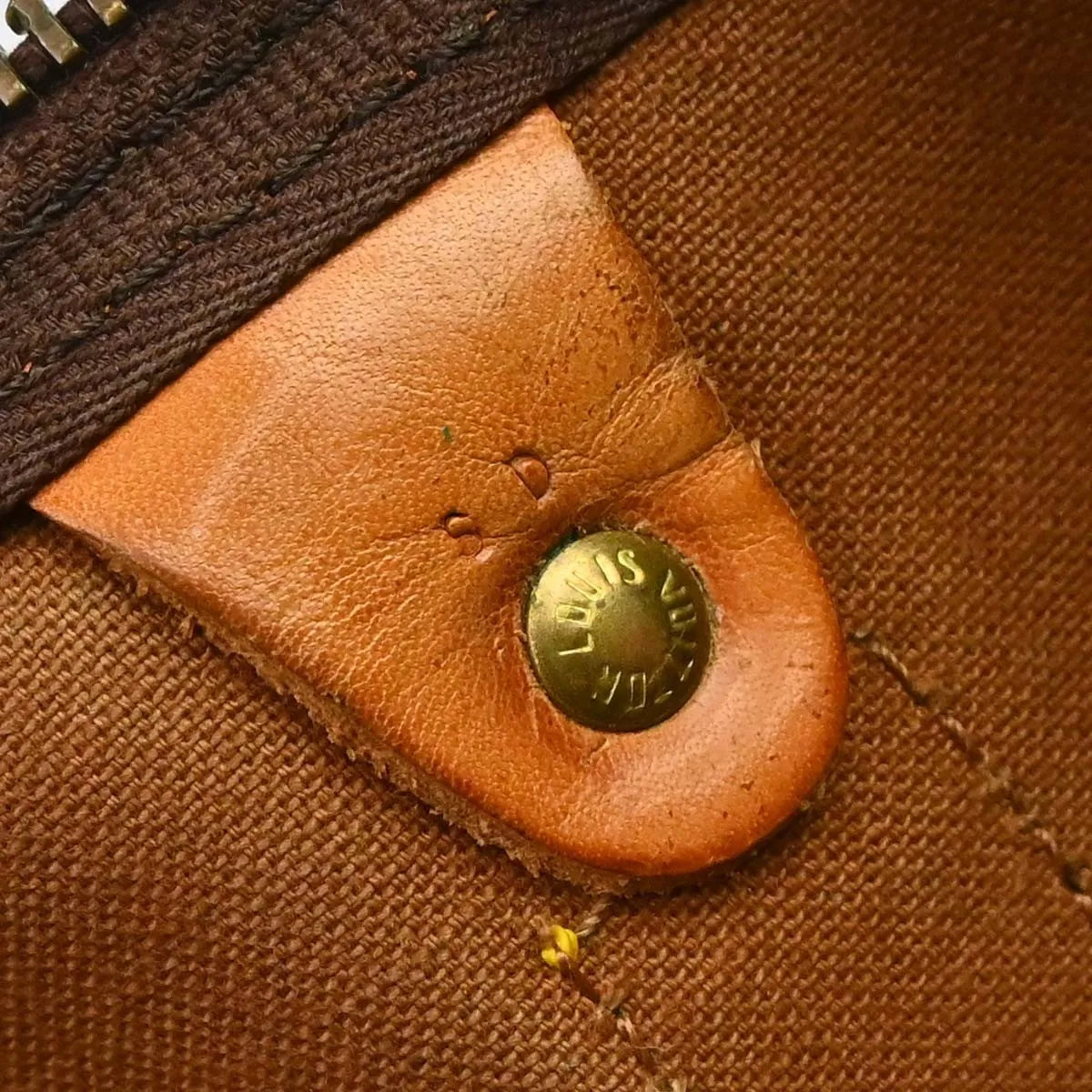 Louis Vuitton Keepall Monogram Canvas Brown Canvas Travel Bag Bag (Pre-Owned)