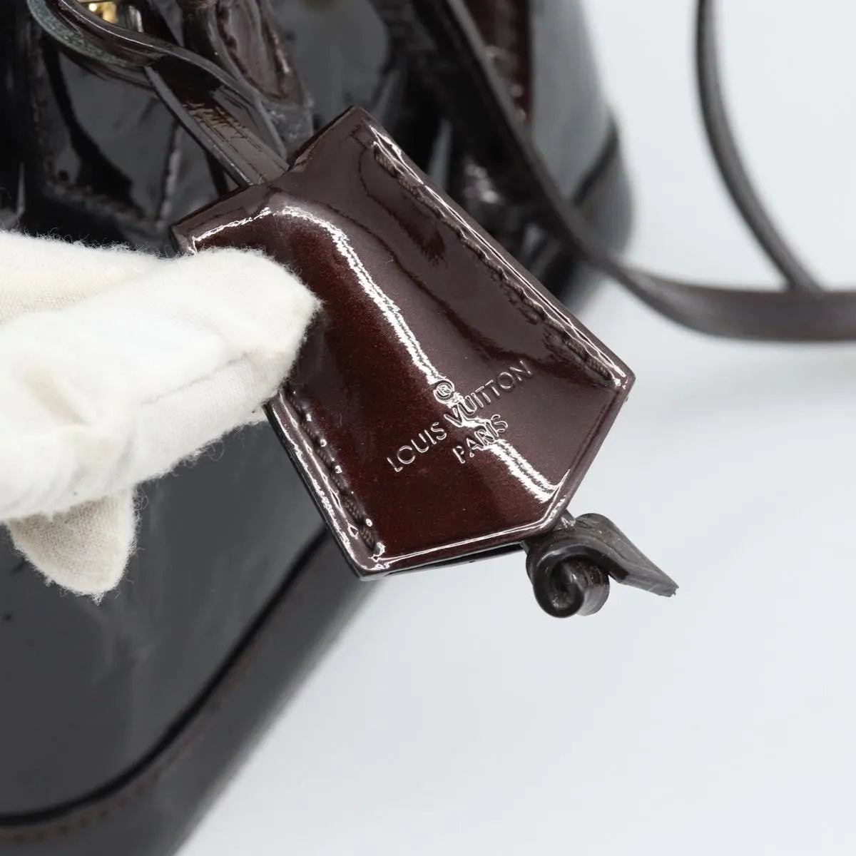 Louis Vuitton Alma Patent Leather Brown Patent_Leather Handbag (Pre-Owned)