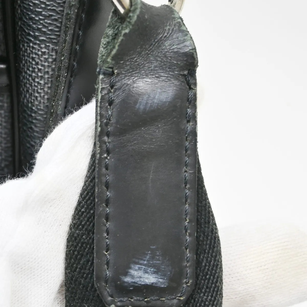 Louis Vuitton Daniel Messenger Damier Graphite Black Canvas Shoulder Bag Bag (Pre-Owned)