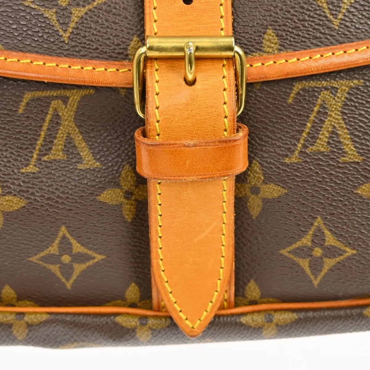 Louis Vuitton Saumur Monogram Canvas Brown Canvas Shoulder Bag Bag (Pre-Owned)