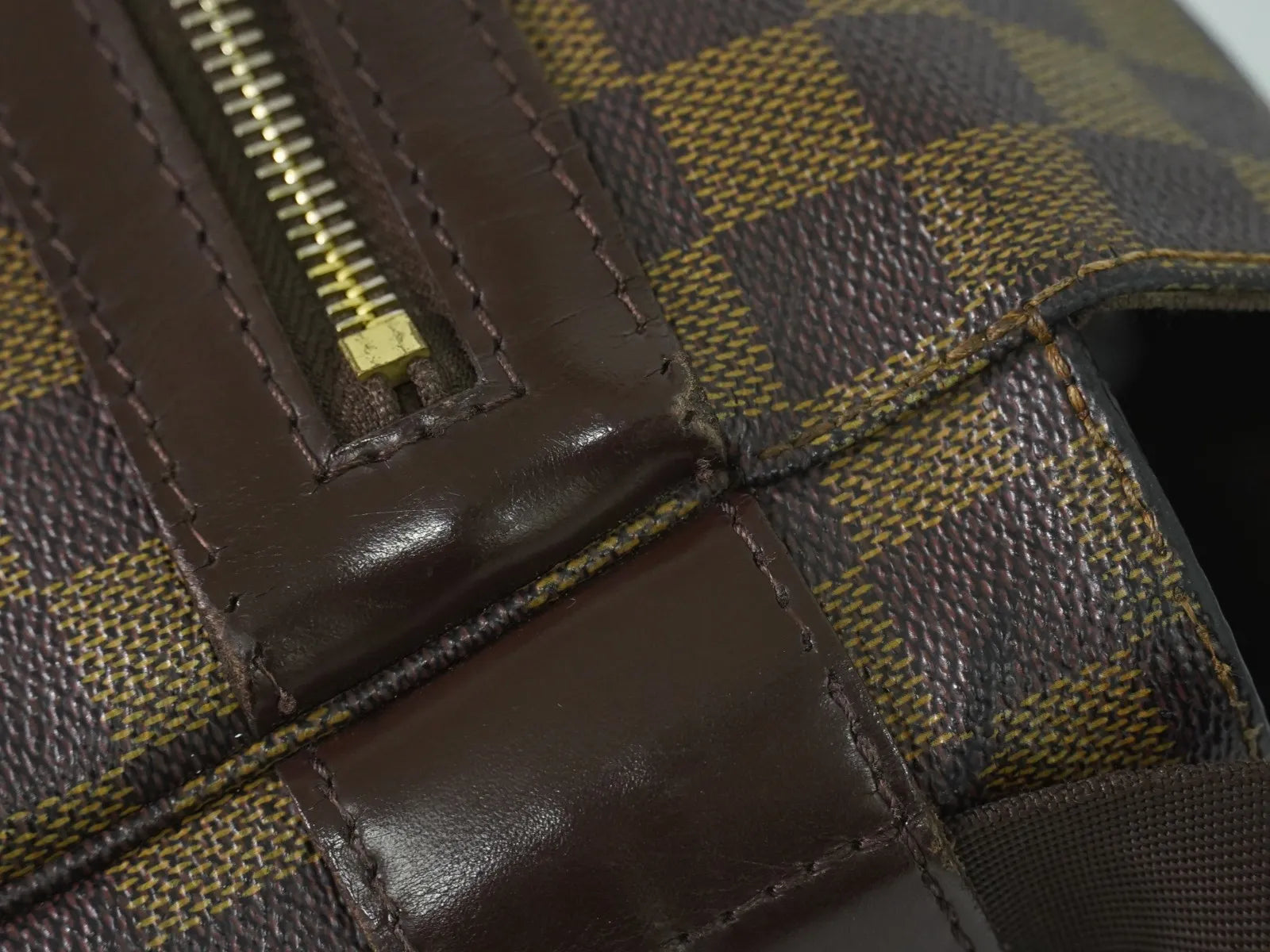 Louis Vuitton Bastille Damier Brown Canvas Shoulder Bag Bag (Pre-Owned)