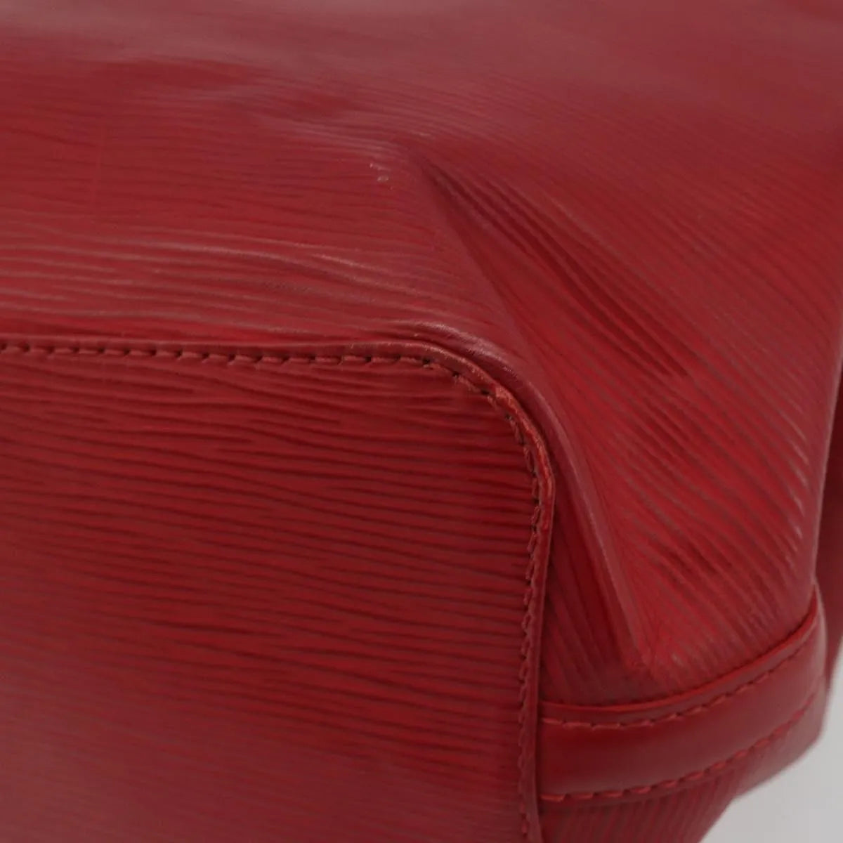 Louis Vuitton Mandara Epi Leather Red Leather Shoulder Bag Bag (Pre-Owned)