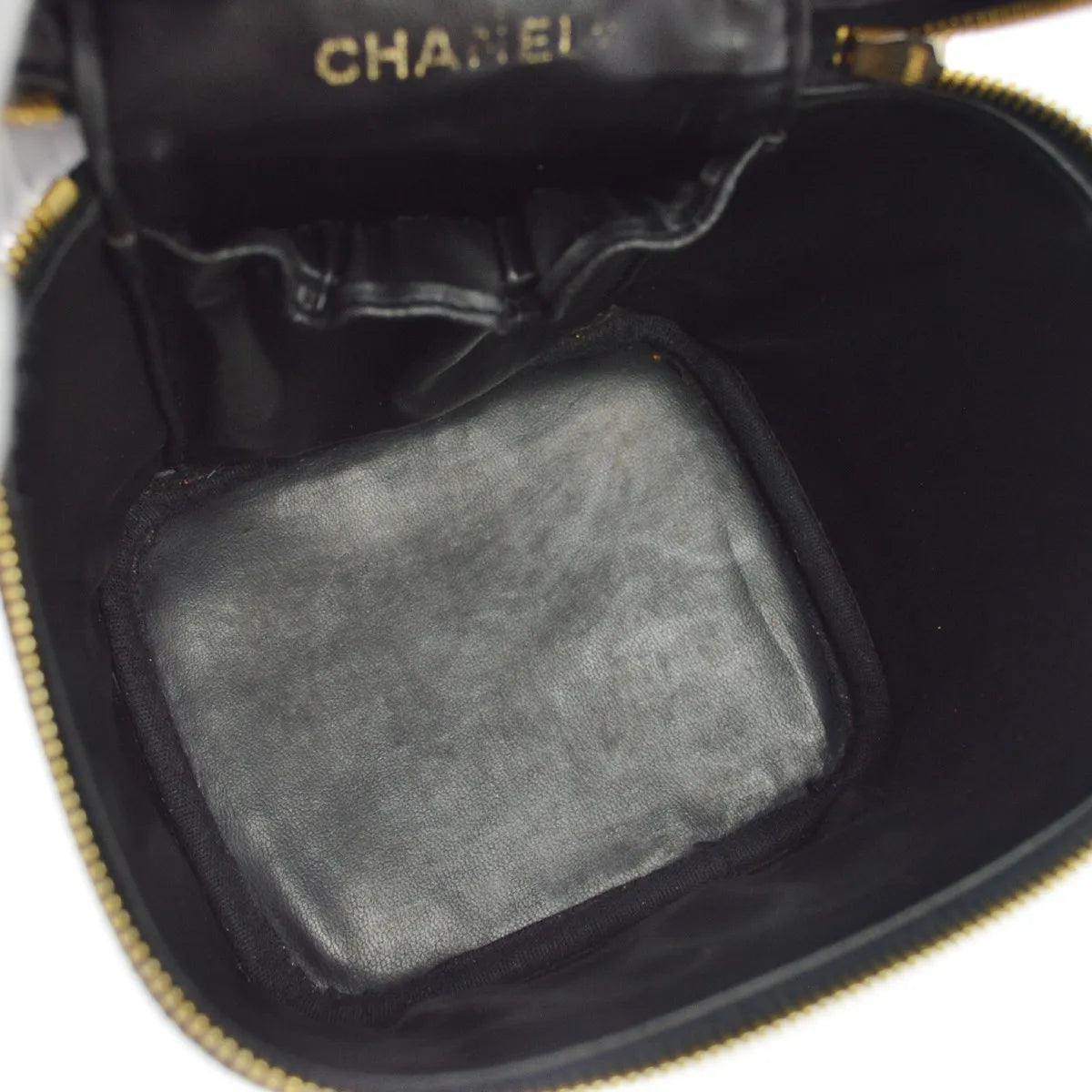 Chanel Vanity Leather Black Leather Handbag (Pre-Owned)