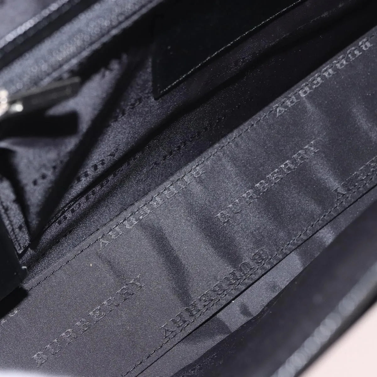 Burberry Vintage Leather Black Leather Briefcase Bag (Pre-Owned)