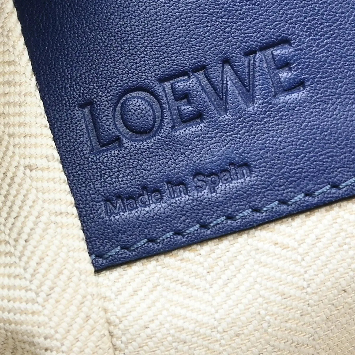 Loewe Hammock Leather Blue Leather Handbag (Pre-Owned)