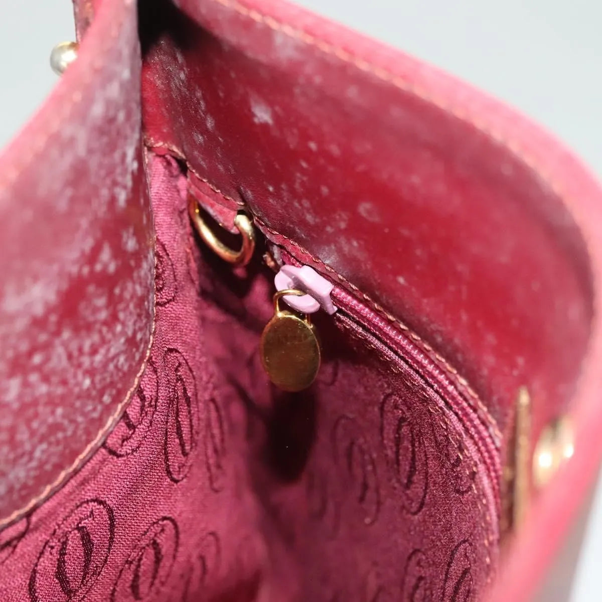 Cartier Vintage Must De Cartier Leather Burgundy Leather Shoulder Bag Bag (Pre-Owned)