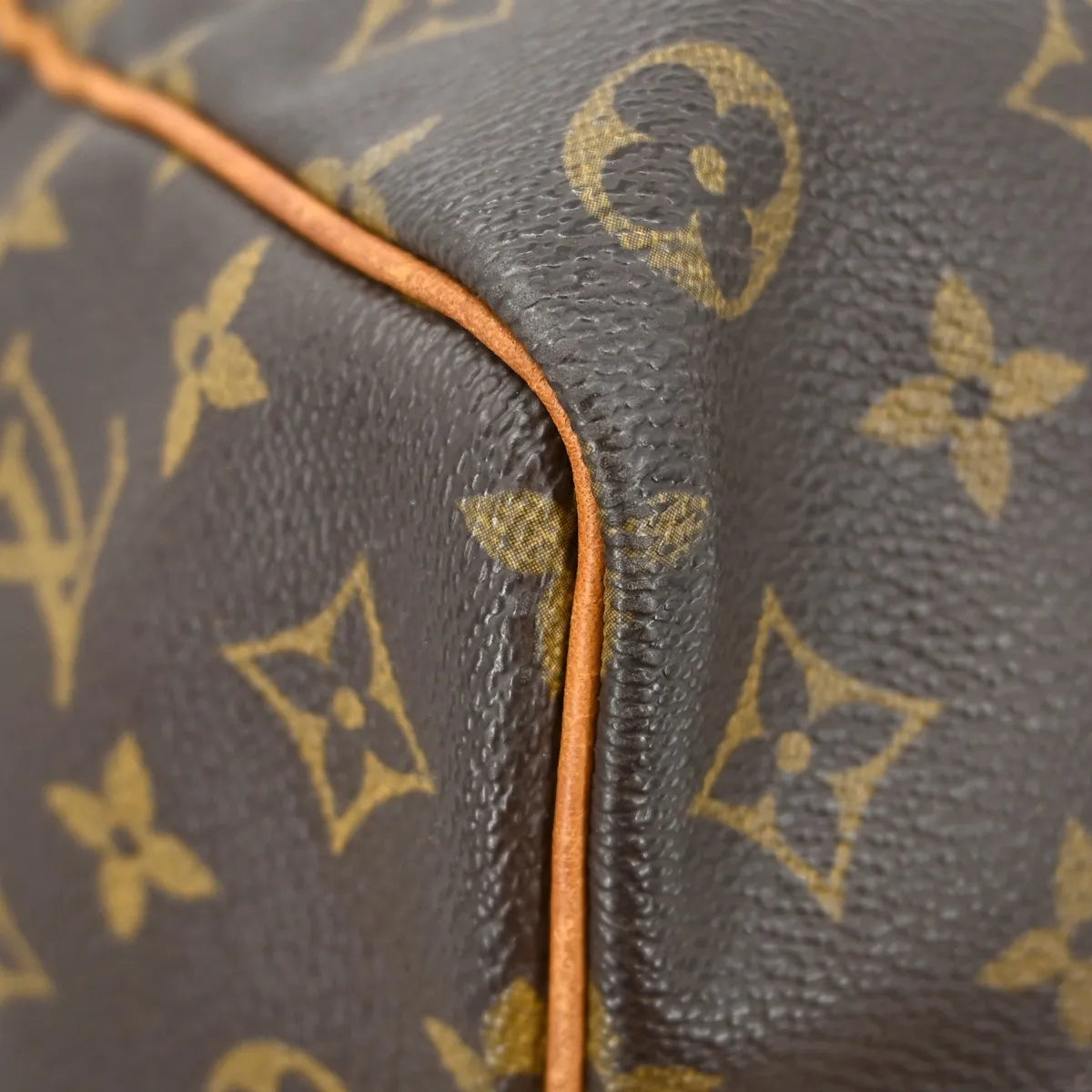 Louis Vuitton Keepall Monogram Canvas Brown Canvas Travel Bag Bag (Pre-Owned)