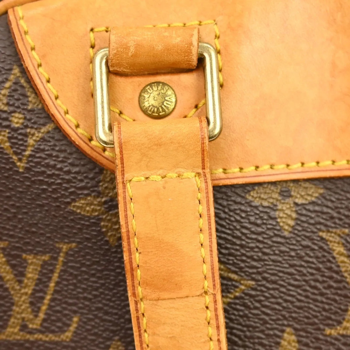Louis Vuitton Excursion Monogram Brown Canvas Handbag (Pre-Owned)