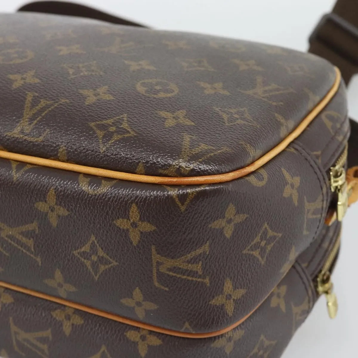 Louis Vuitton Reporter Monogram Brown Canvas Shoulder Bag Bag (Pre-Owned)