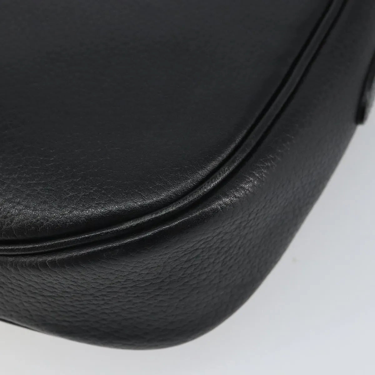Burberry Vintage Leather Black Leather Shoulder Bag Bag (Pre-Owned)