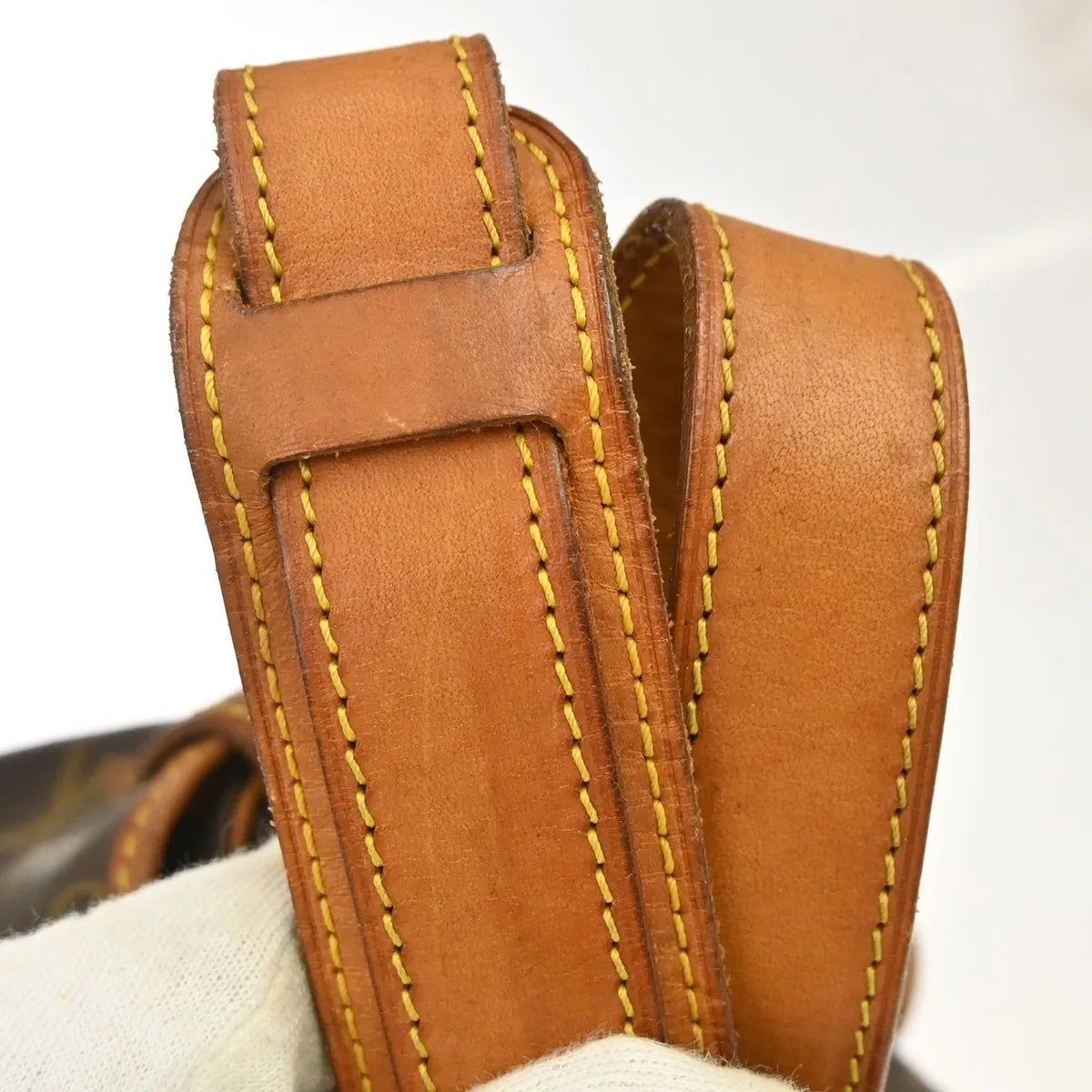 Louis Vuitton Saumur Monogram Brown Canvas Shoulder Bag Bag (Pre-Owned)