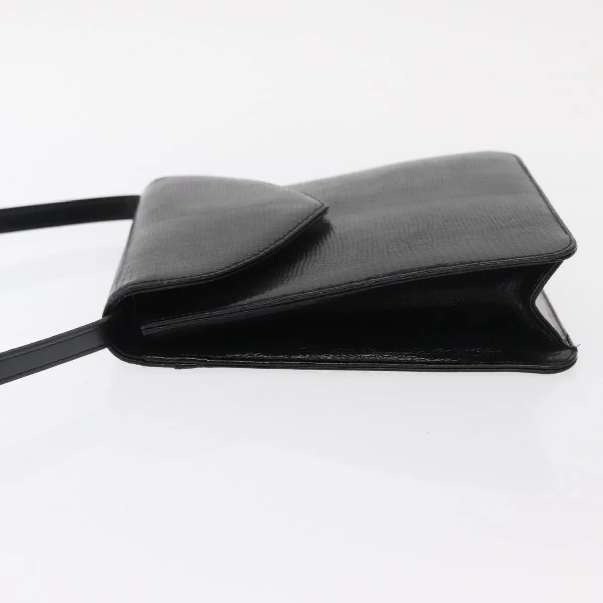 Saint Laurent Vintage Leather Black Leather Shoulder Bag Bag (Pre-Owned)