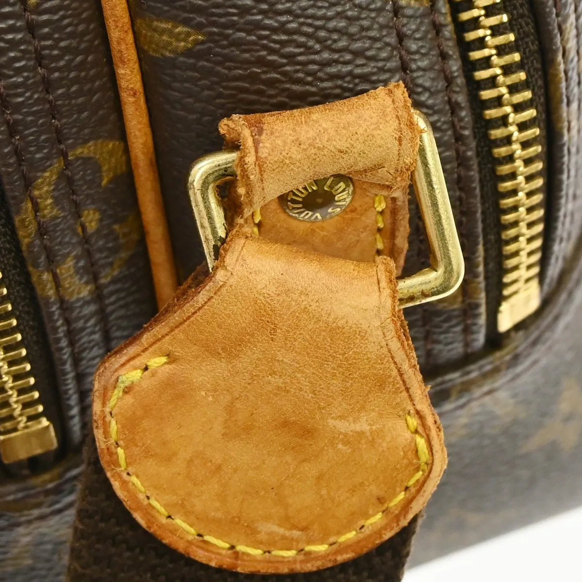 Louis Vuitton Reporter Monogram Canvas Brown Canvas Shoulder Bag Bag (Pre-Owned)