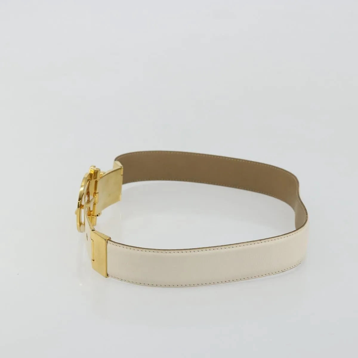 Salvatore Ferragamo Gancini Buckle Reversible Belt Leather White Leather Belts Accessory (Pre-Owned)