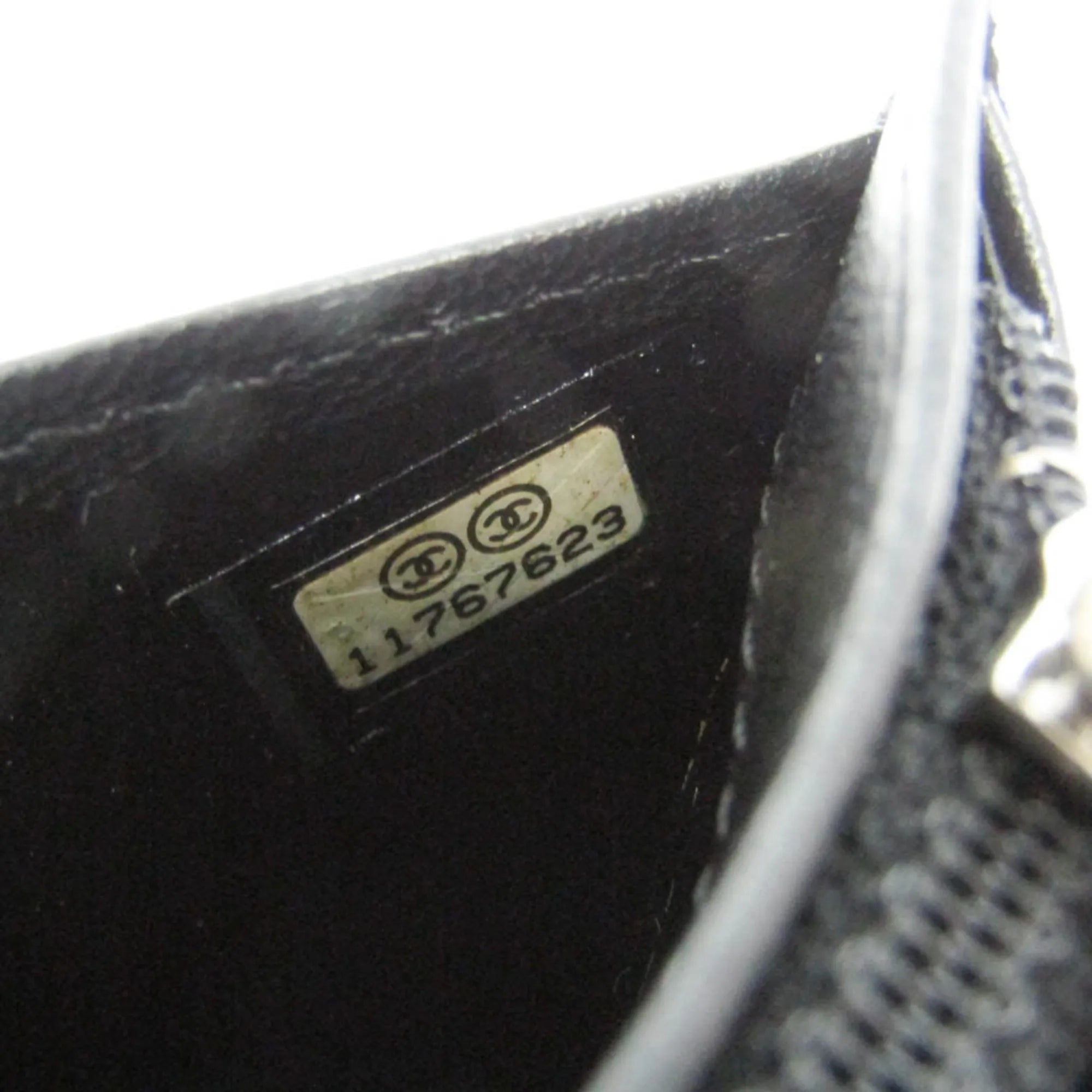 Chanel Lucky Symbols Yen Wallet Embossed Quilted Leather Black Leather Wallets Accessory (Pre-Owned)