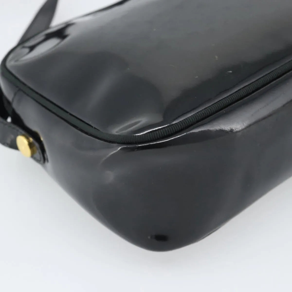 Salvatore Ferragamo Vala Patent Leather Black Patent_Leather Shoulder Bag Bag (Pre-Owned)