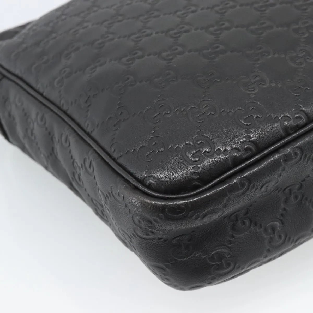 Gucci Front Zip Messenger Guccissima Leather Black Leather Shoulder Bag Bag (Pre-Owned)