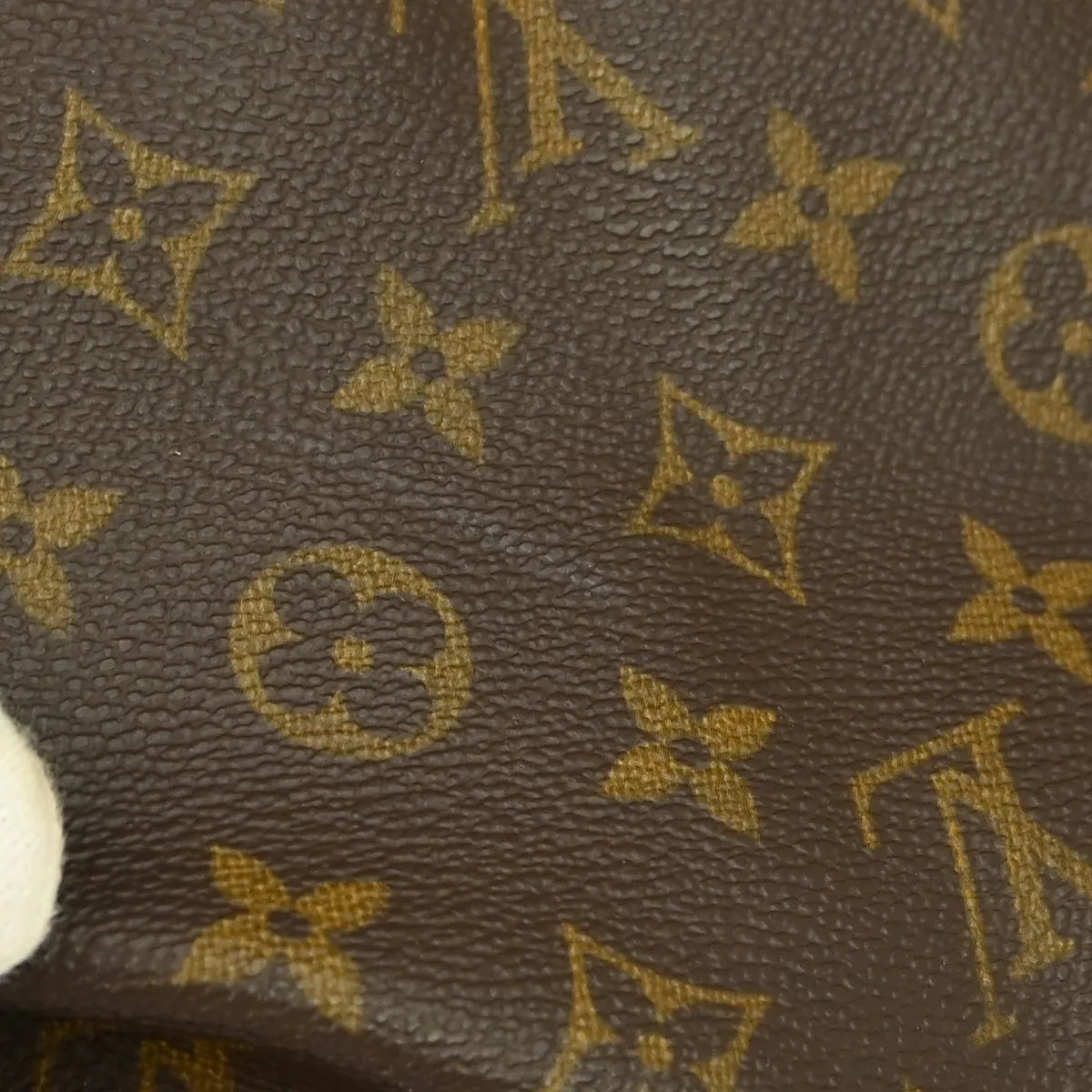 Louis Vuitton Keepall Monogram Brown Canvas Travel Bag Bag (Pre-Owned)