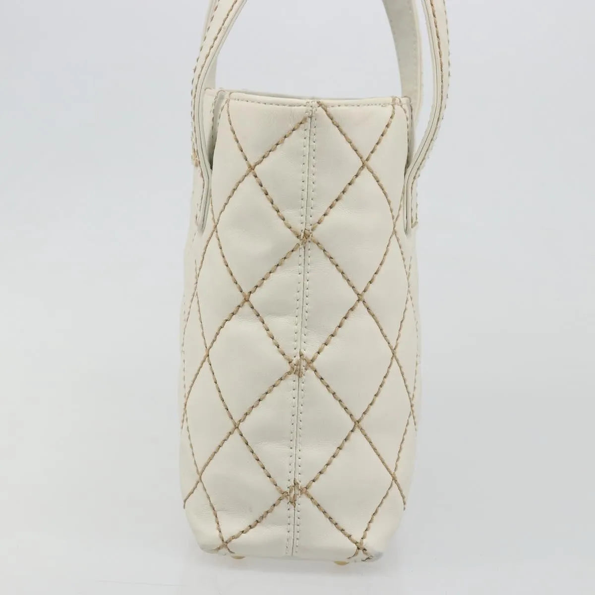 Chanel Surpique Tote Quilted Leather White Leather Tote Bag Bag (Pre-Owned)
