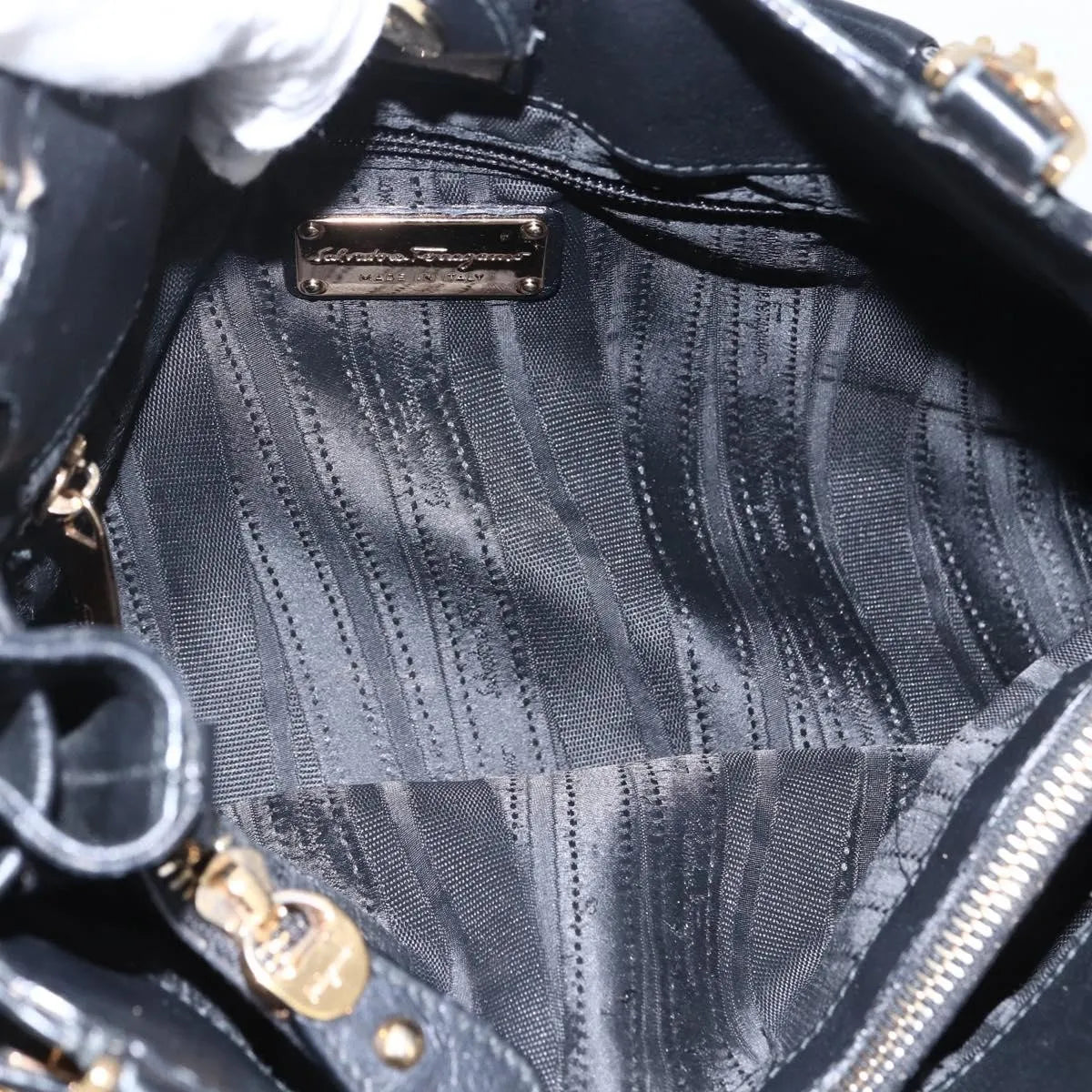Salvatore Ferragamo W Chain Tote Leather Black Leather Handbag (Pre-Owned)
