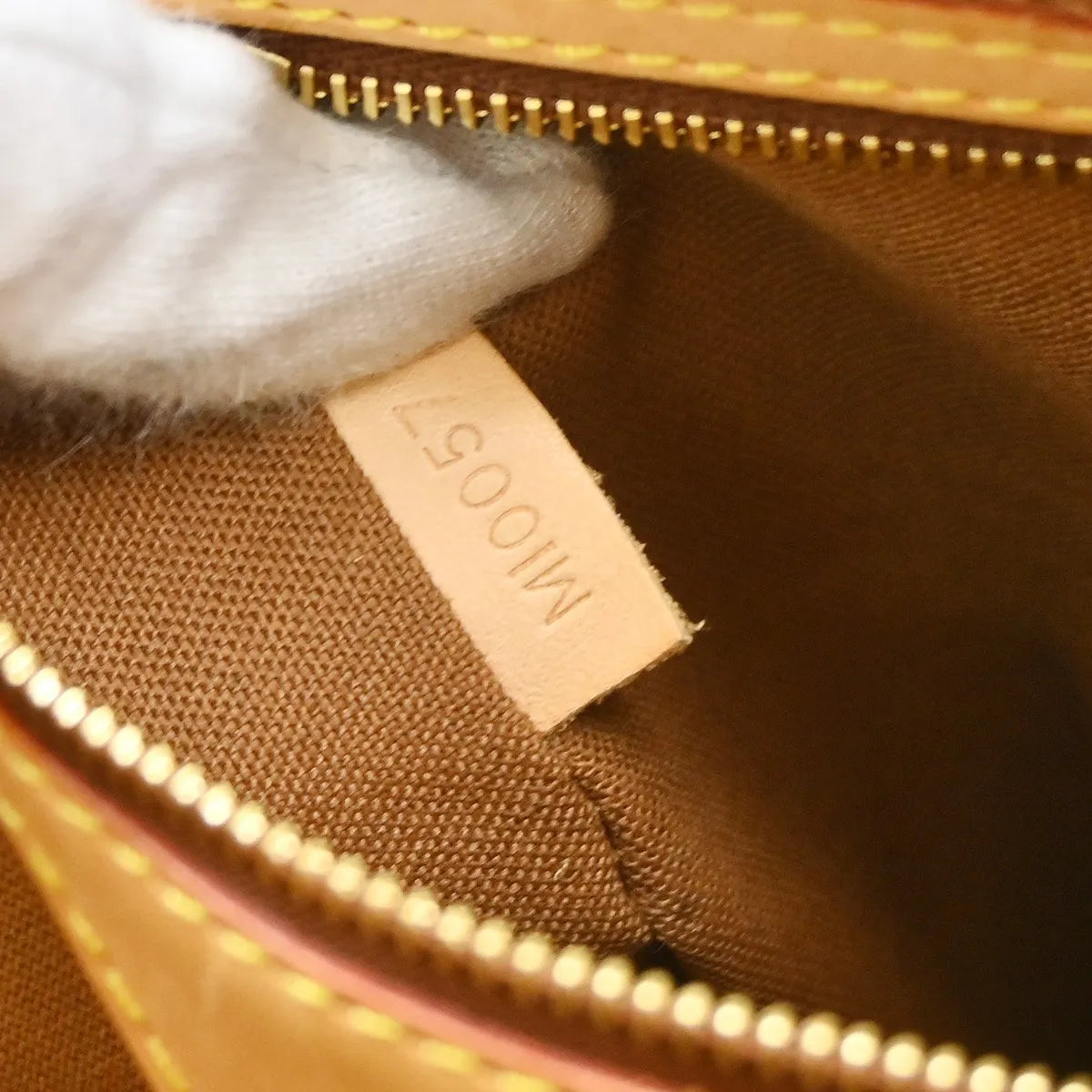 Louis Vuitton Batignolles Monogram Brown Canvas Tote Bag Bag (Pre-Owned)