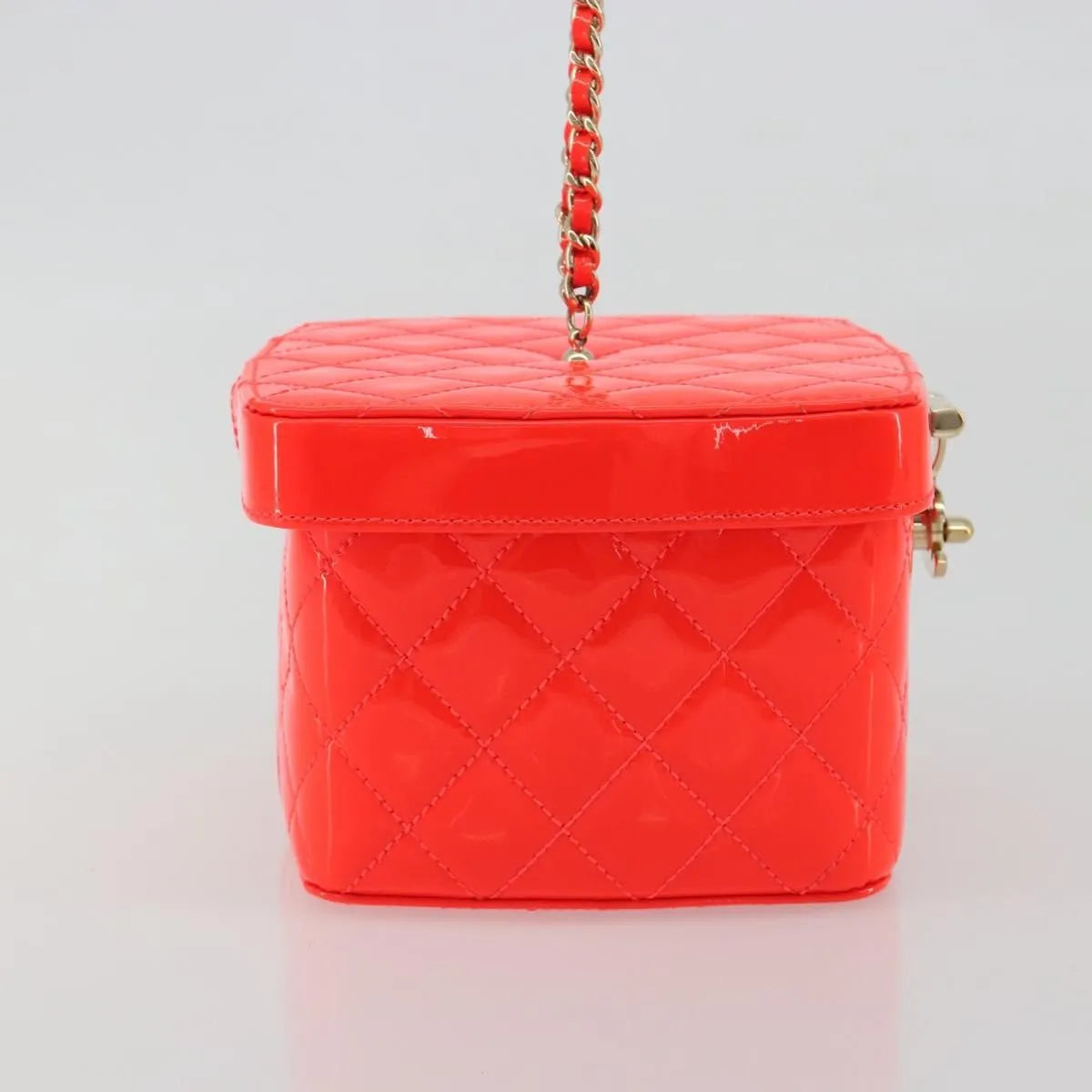 Chanel Makeup Case Minaudiere Quilted Patent Red Patent_Leather Clutche & Pouche Bag (Pre-Owned)