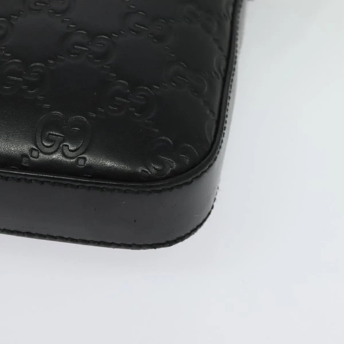 Gucci Signature Zip Messenger Guccissima Leather Black Leather Shoulder Bag Bag (Pre-Owned)