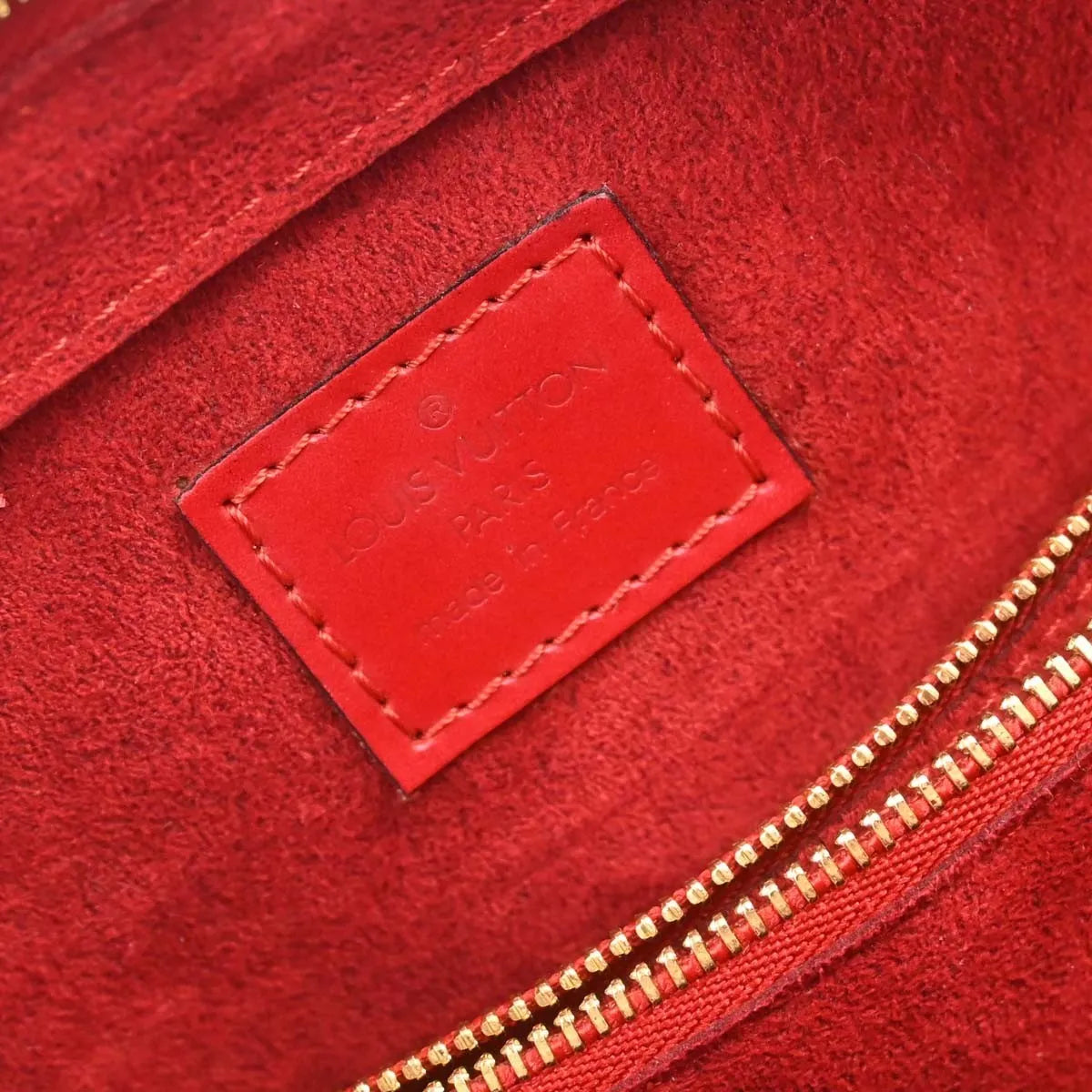 Louis Vuitton Pont Neuf Epi Red Leather Handbag (Pre-Owned)