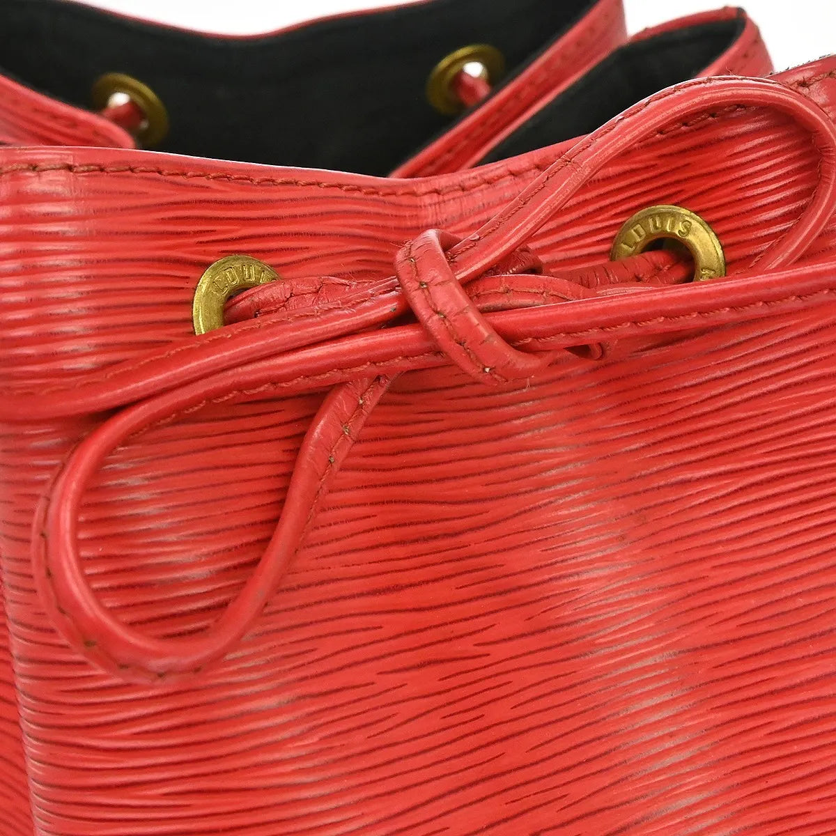 Louis Vuitton Petit Noe Epi Leather Red Leather Shoulder Bag Bag (Pre-Owned)