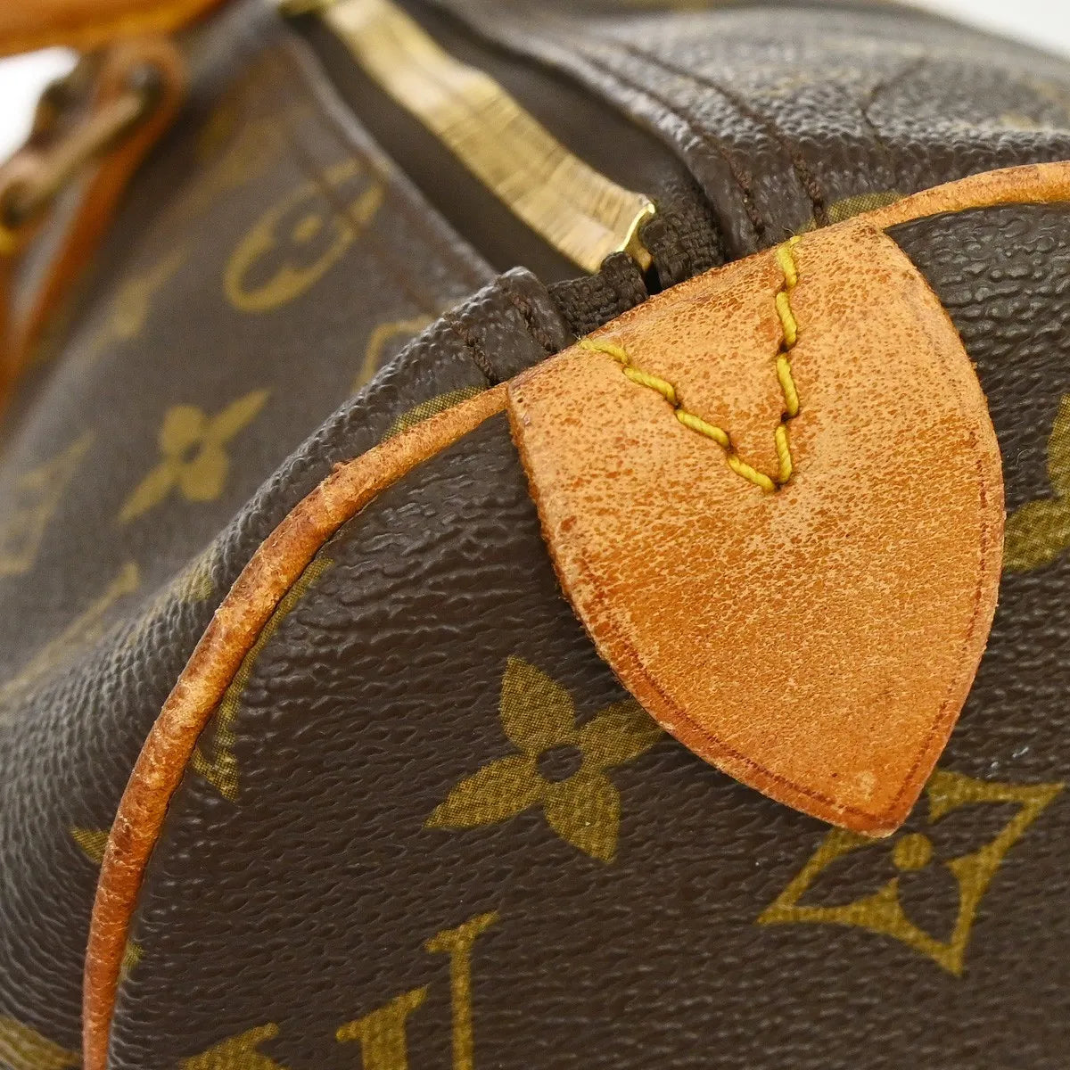 Louis Vuitton Keepall Monogram Canvas Brown Canvas Travel Bag Bag (Pre-Owned)