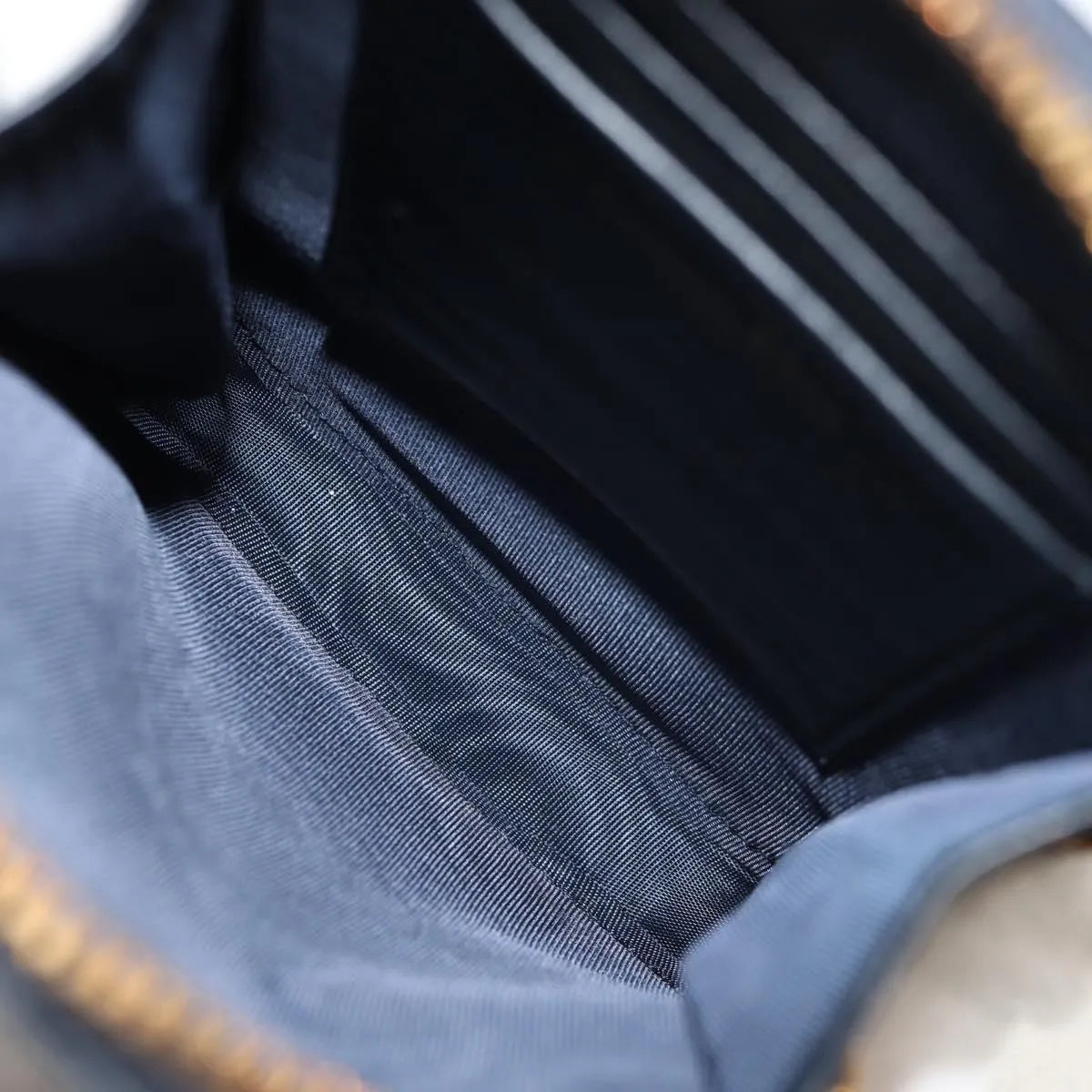 Christian Dior 30 Montaigne Phone Holder On Chain Oblique Canvas Navy Canvas Clutche & Pouche Bag (Pre-Owned)