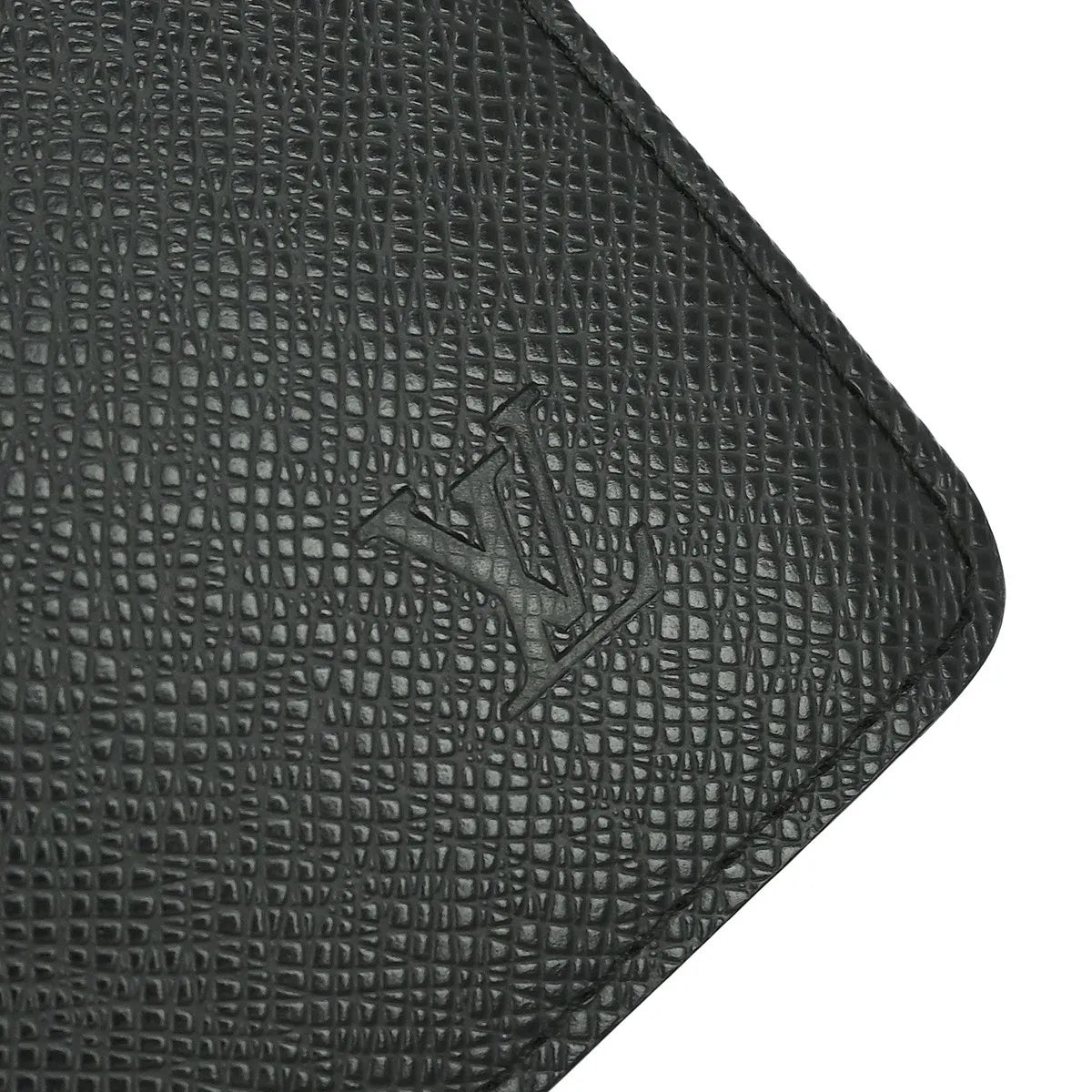 Louis Vuitton Selenga Pochette Taiga Leather Black Leather Clutche & Pouche Bag (Pre-Owned)