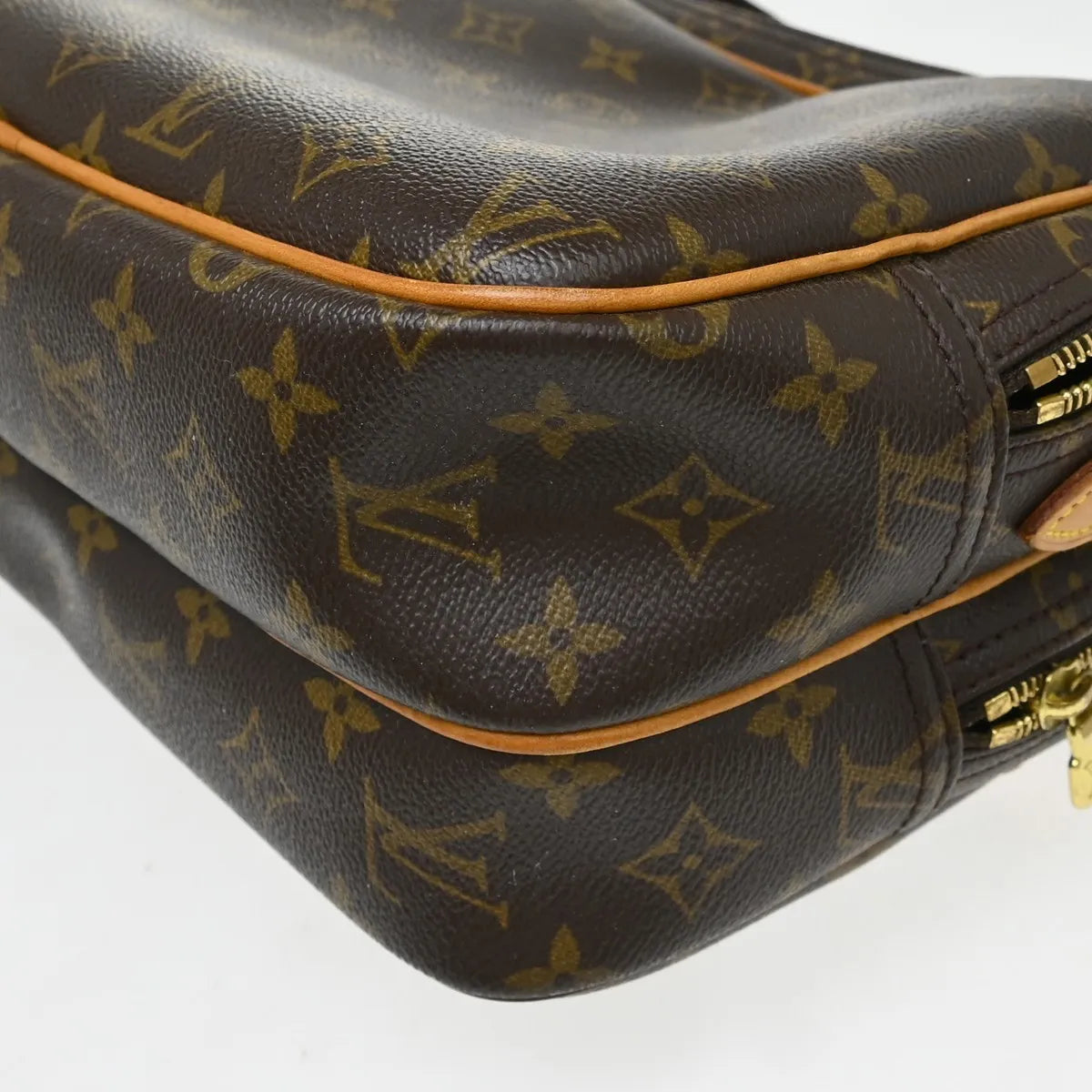 Louis Vuitton Reporter Monogram Canvas Brown Canvas Shoulder Bag Bag (Pre-Owned)