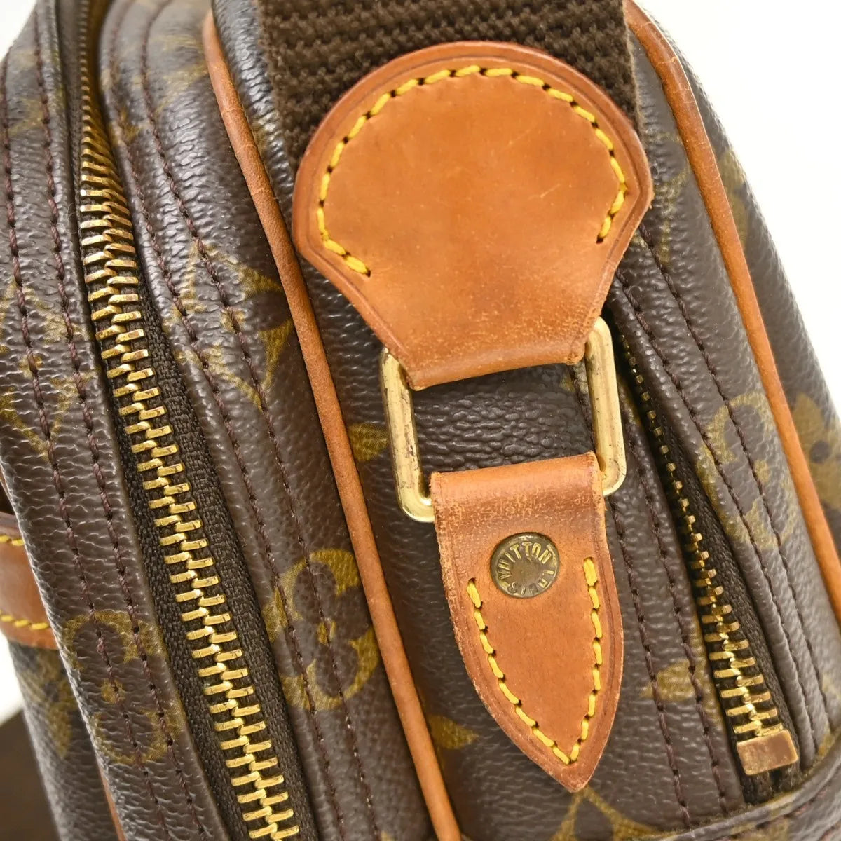 Louis Vuitton Reporter Monogram Brown Canvas Shoulder Bag Bag (Pre-Owned)