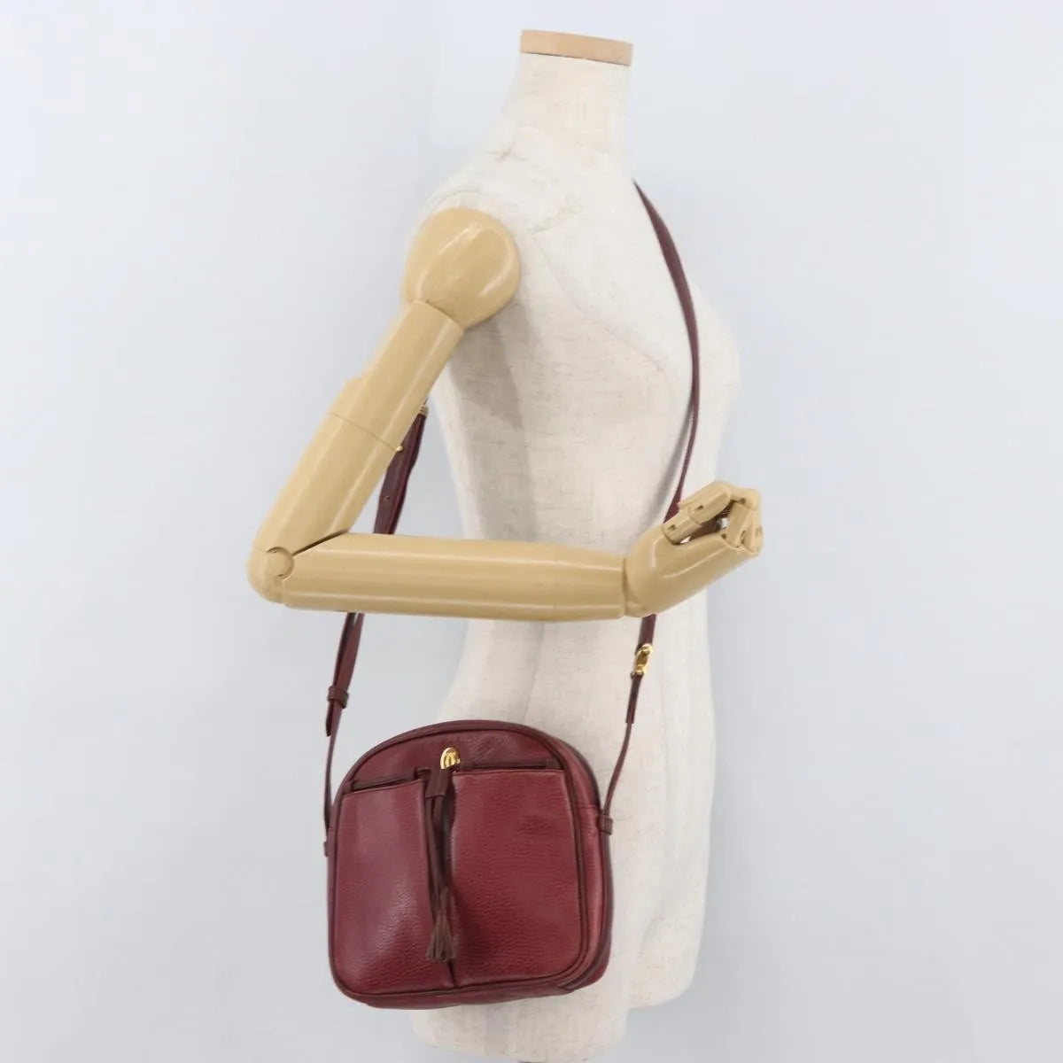 Cartier Tasseled Must De Cartier Leather Burgundy Leather Shoulder Bag Bag (Pre-Owned)