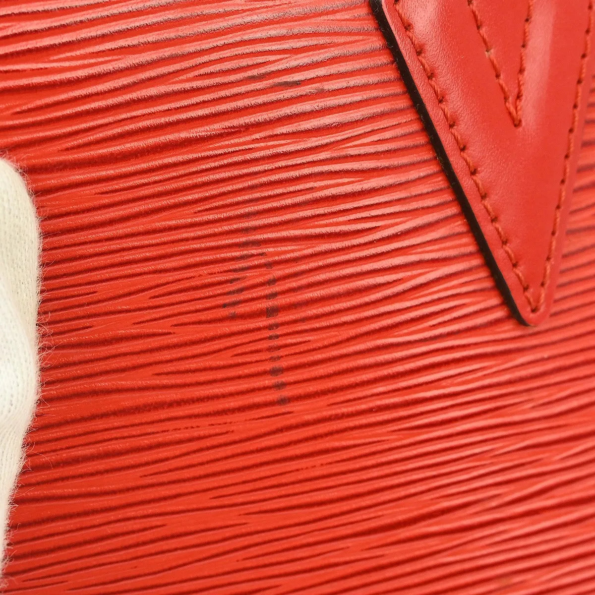 Louis Vuitton Saint Jacques Epi Leather Red Leather Shoulder Bag Bag (Pre-Owned)