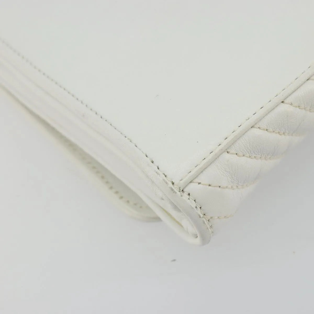 Celine Vintage Flap Quilted Leather White Leather Shoulder Bag Bag (Pre-Owned)