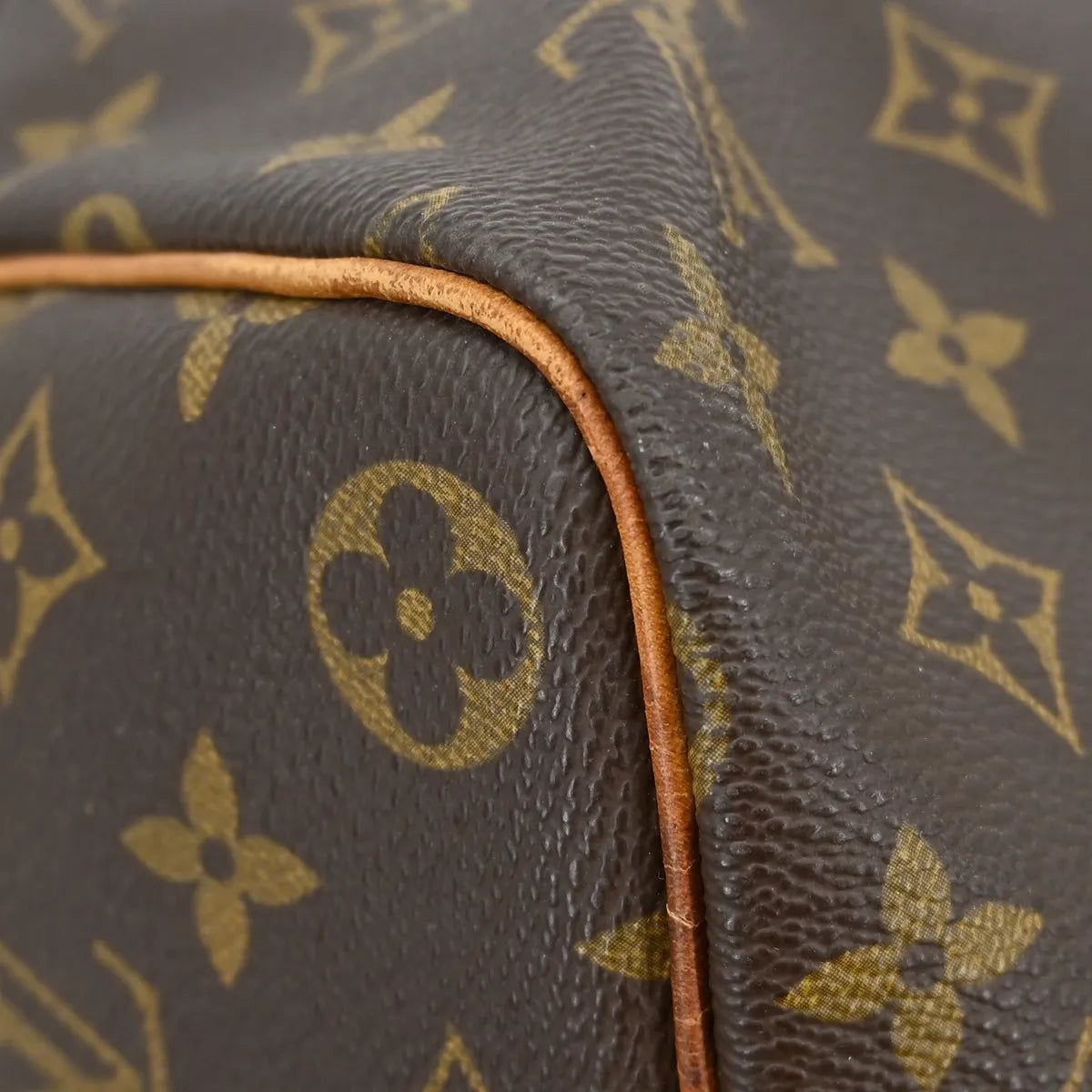 Louis Vuitton Keepall Bag Monogram Canvas Brown Canvas Travel Bag Bag (Pre-Owned)