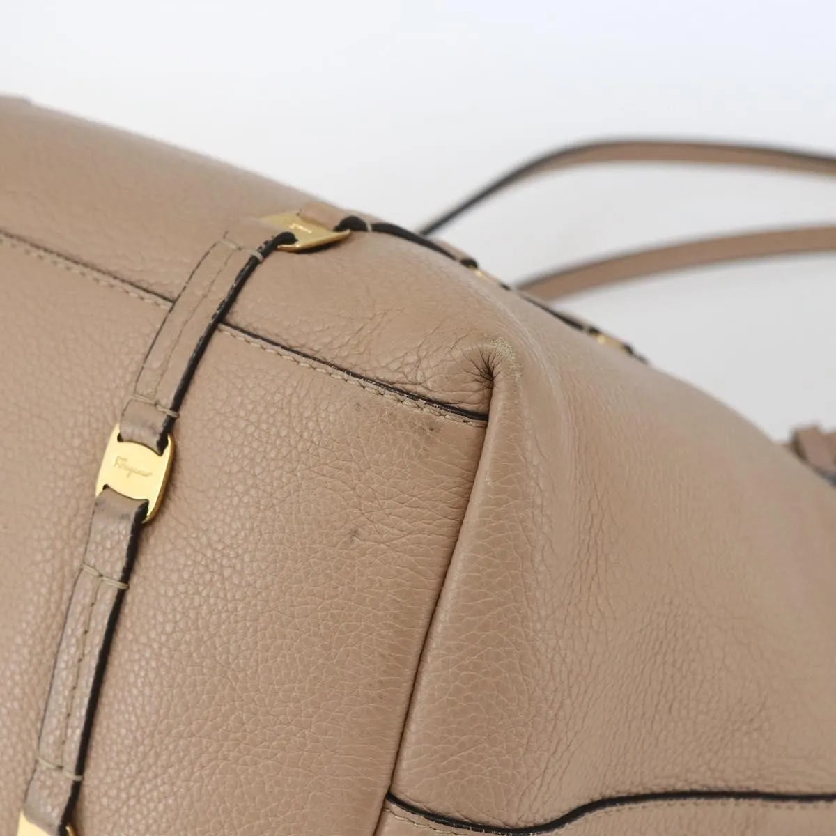 Salvatore Ferragamo Vala Tote Leather Beige Leather Tote Bag Bag (Pre-Owned)
