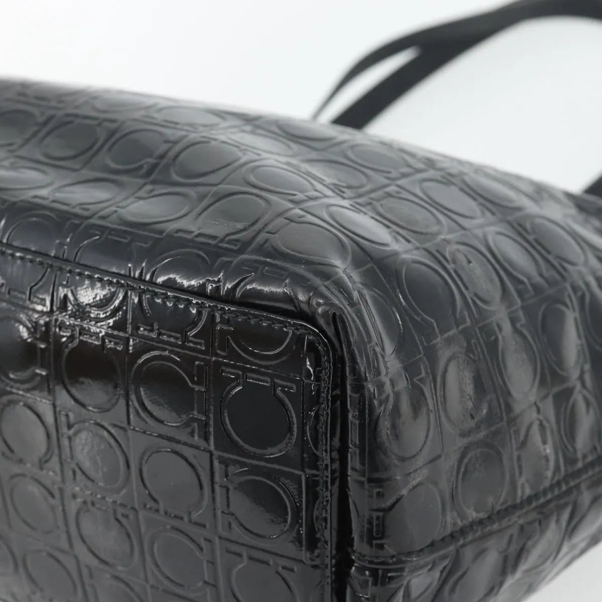 Salvatore Ferragamo Gancini Tote Patent Leather Black Patent_Leather Tote Bag Bag (Pre-Owned)