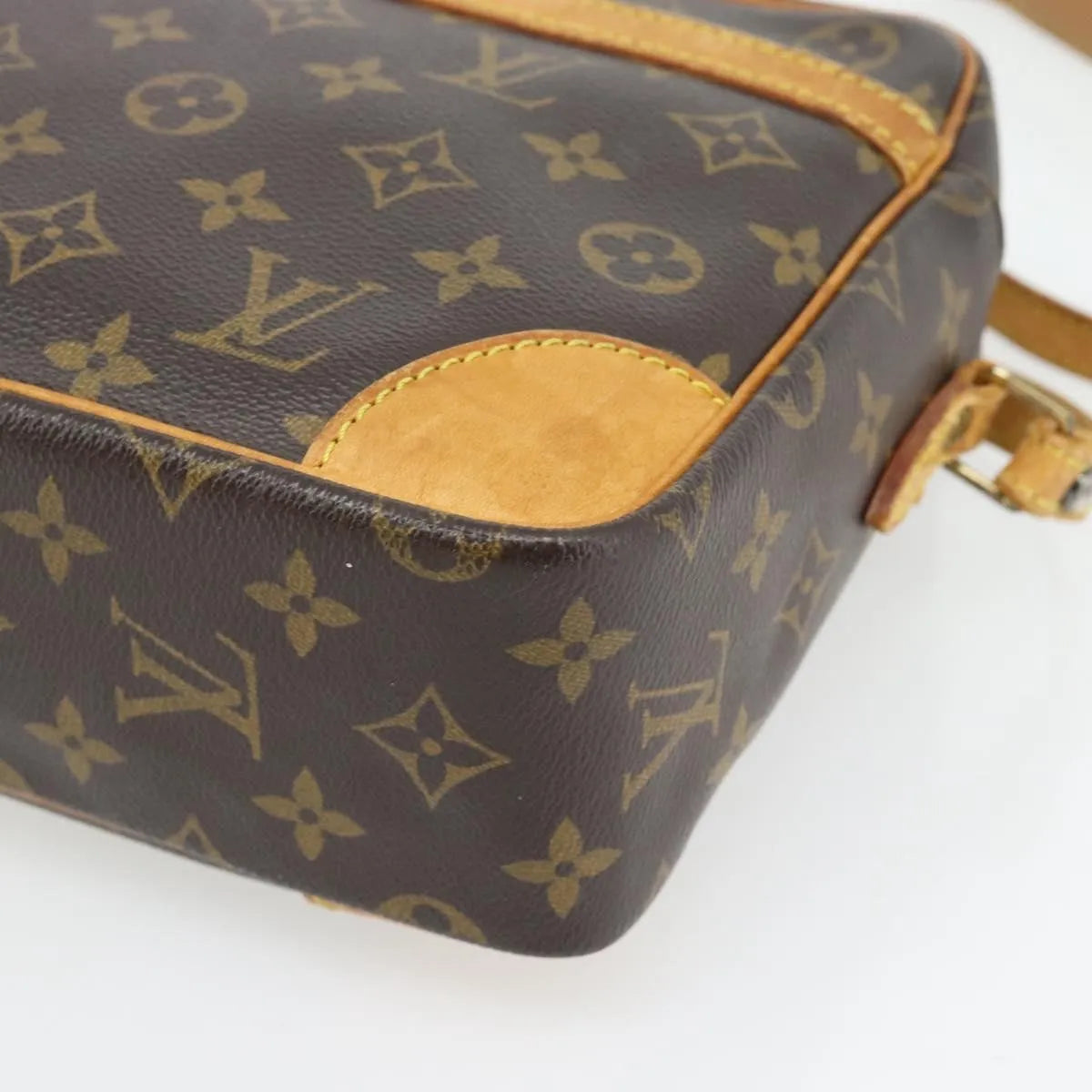 Louis Vuitton Trocadero Monogram Canvas Multicolour Canvas Shoulder Bag Bag (Pre-Owned)