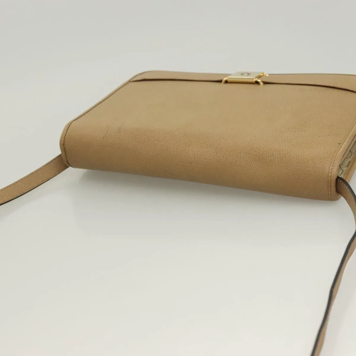 Christian Dior Vintage Leather Beige Leather Shoulder Bag Bag (Pre-Owned)