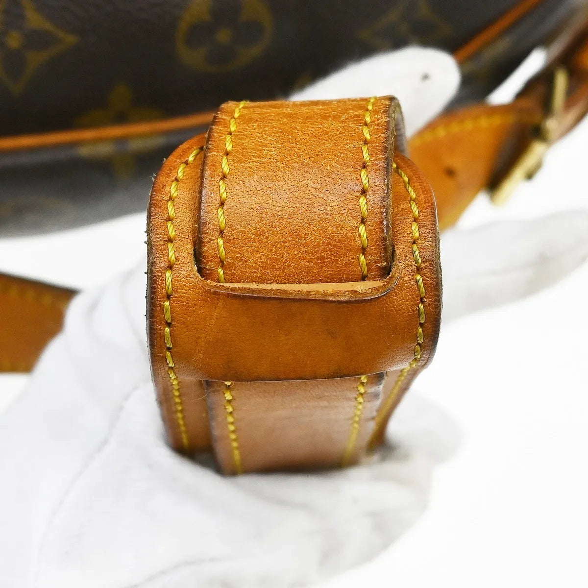 Louis Vuitton Saumur Monogram Canvas Brown Canvas Shoulder Bag Bag (Pre-Owned)