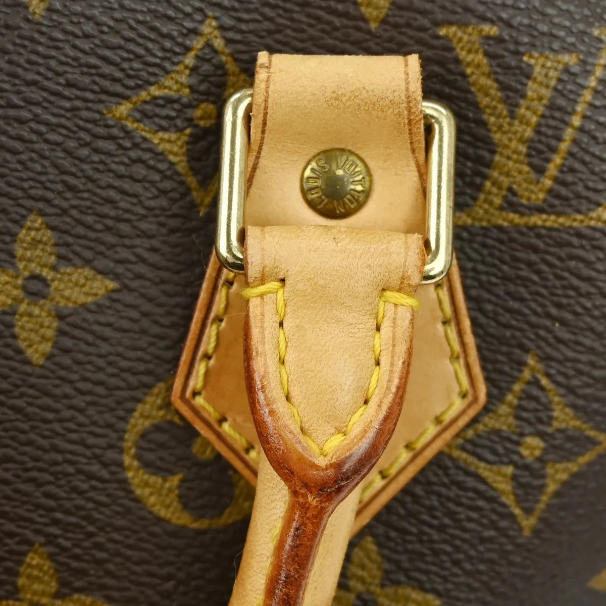 Louis Vuitton Alma Monogram Canvas Brown Canvas Handbag (Pre-Owned)