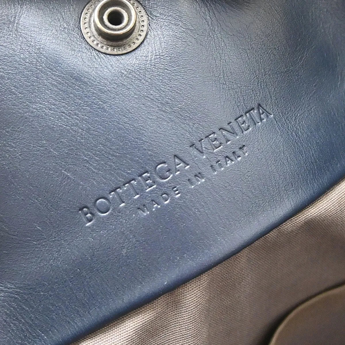 Bottega Veneta Belted Snap Tote Intrecciato Nappa Navy Leather Tote Bag Bag (Pre-Owned)