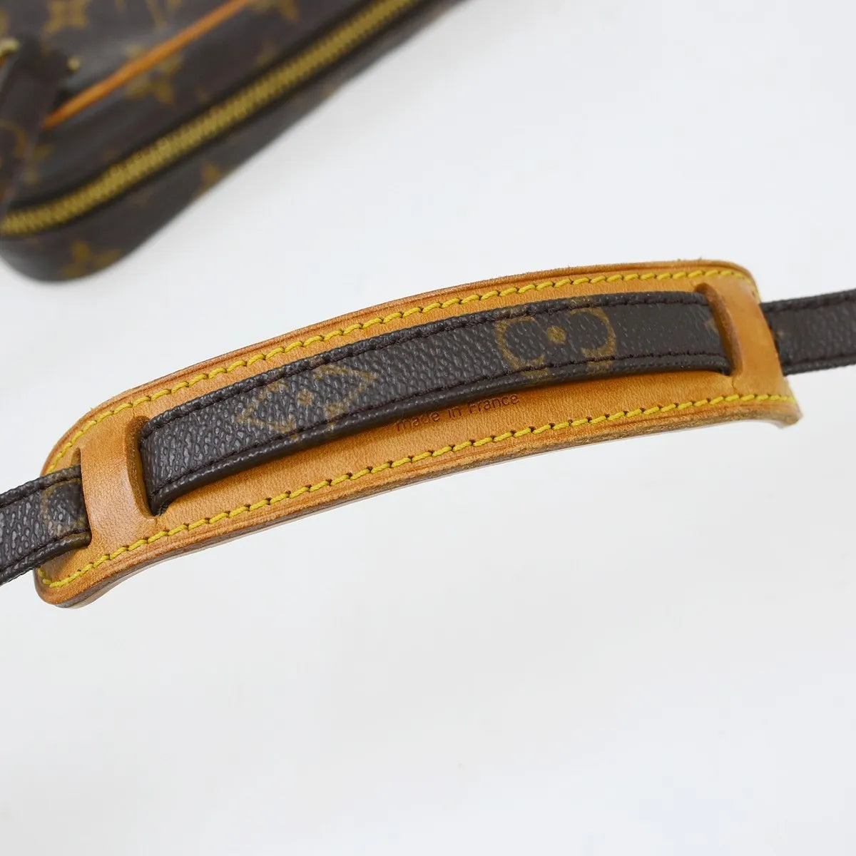 Louis Vuitton Pochette Marly Bandouliere Monogram Canvas Brown Canvas Shoulder Bag Bag (Pre-Owned)