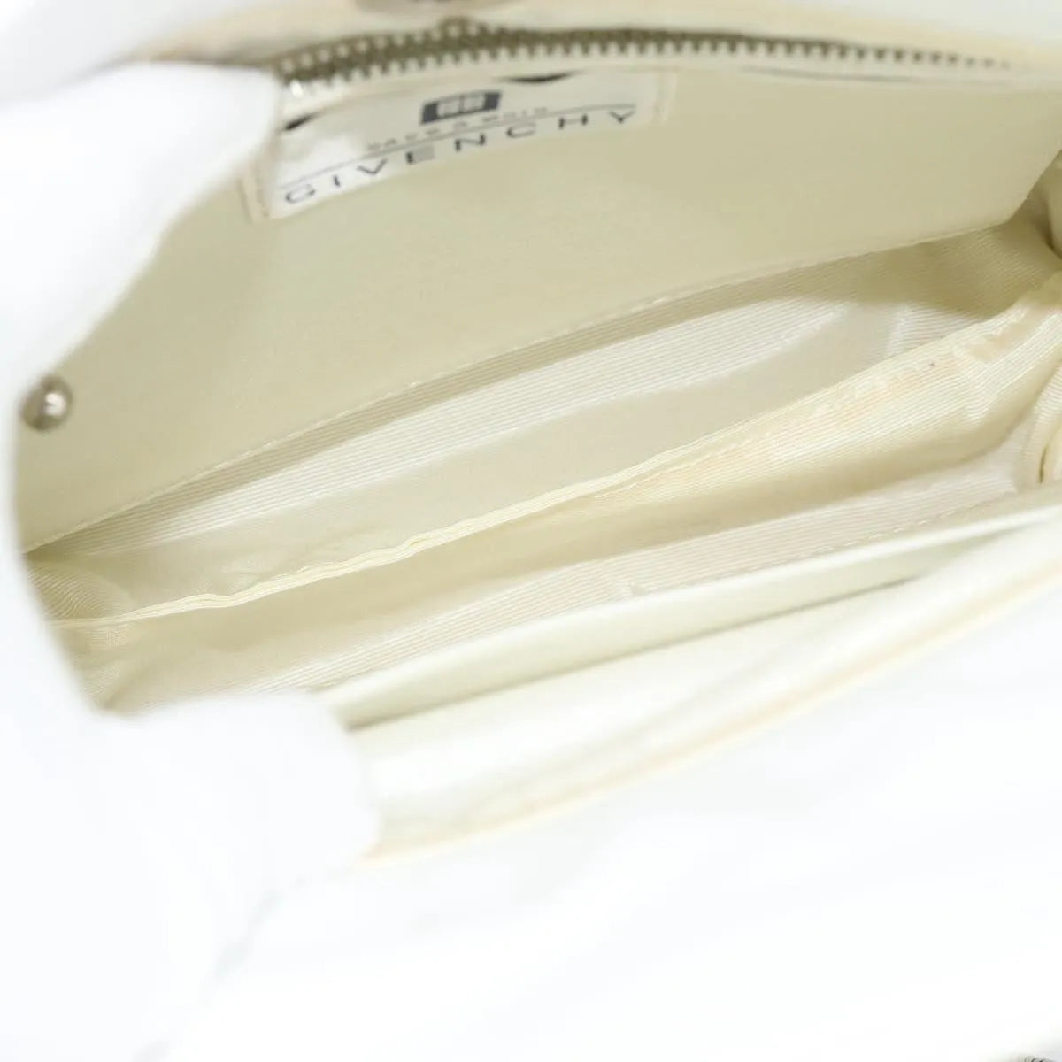 Givenchy Shoulder Leather White Leather Shoulder Bag Bag (Pre-Owned)