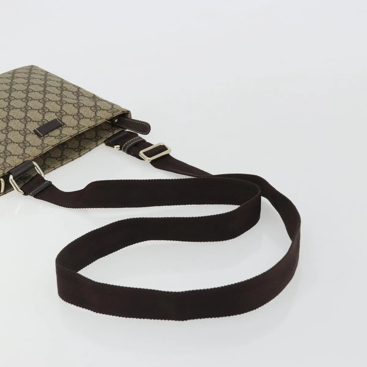 Gucci Zip Top Messenger Gg Canvas With Leather Beige Canvas Shoulder Bag Bag (Pre-Owned)