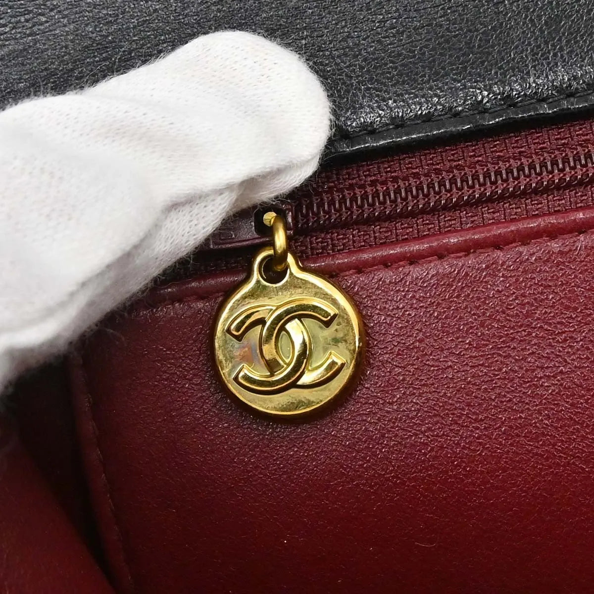 Chanel Vintage Full Flap Quilted Lambskin Black Leather Shoulder Bag Bag (Pre-Owned)